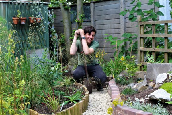 Inspired by nature: Green-fingered George 2x