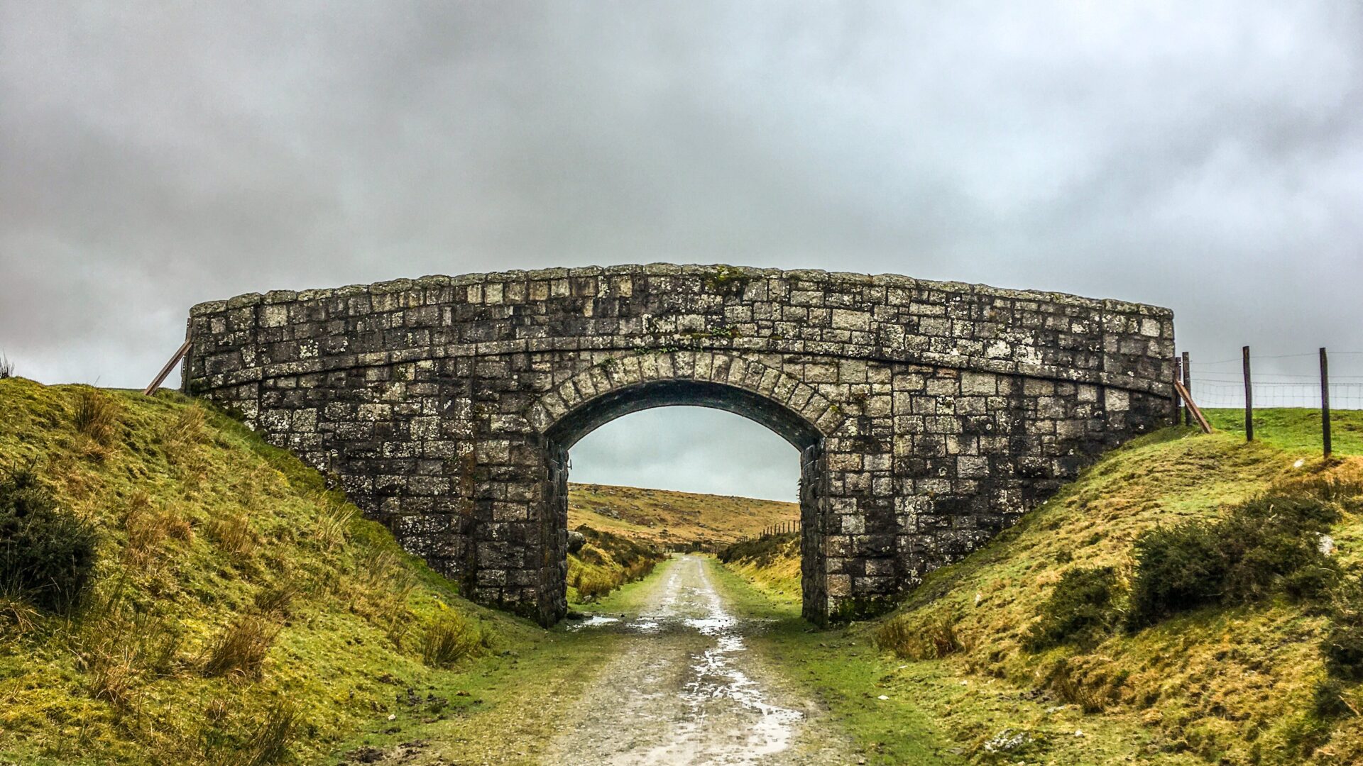The 1823 Princetown railway bridge 