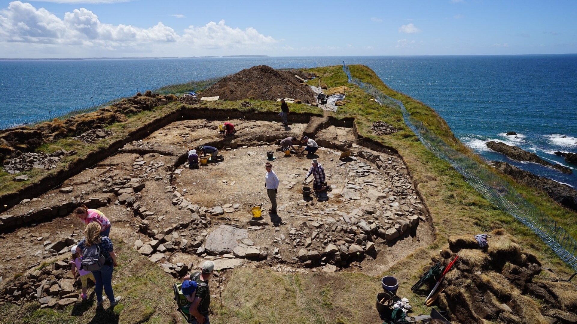 An archaeological dig at Porth-y-Rhaw